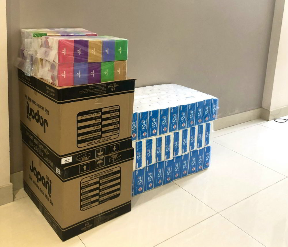 Khách hàng gửi ảnh đã nhận hàng các combo giấy sạch của Thế Giới Giấy